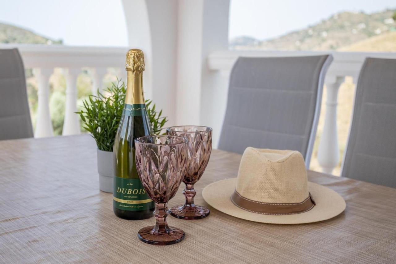 Villa Barbara Piscina Vallada Con Barbacoa By Andaraholidays Malaga Bagian luar foto